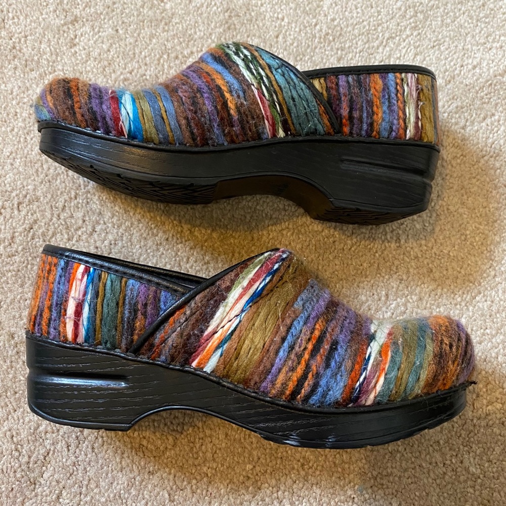 Dansko Yarn Clogs Size 37